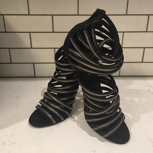 Aldo Bralivia Zipper Heels